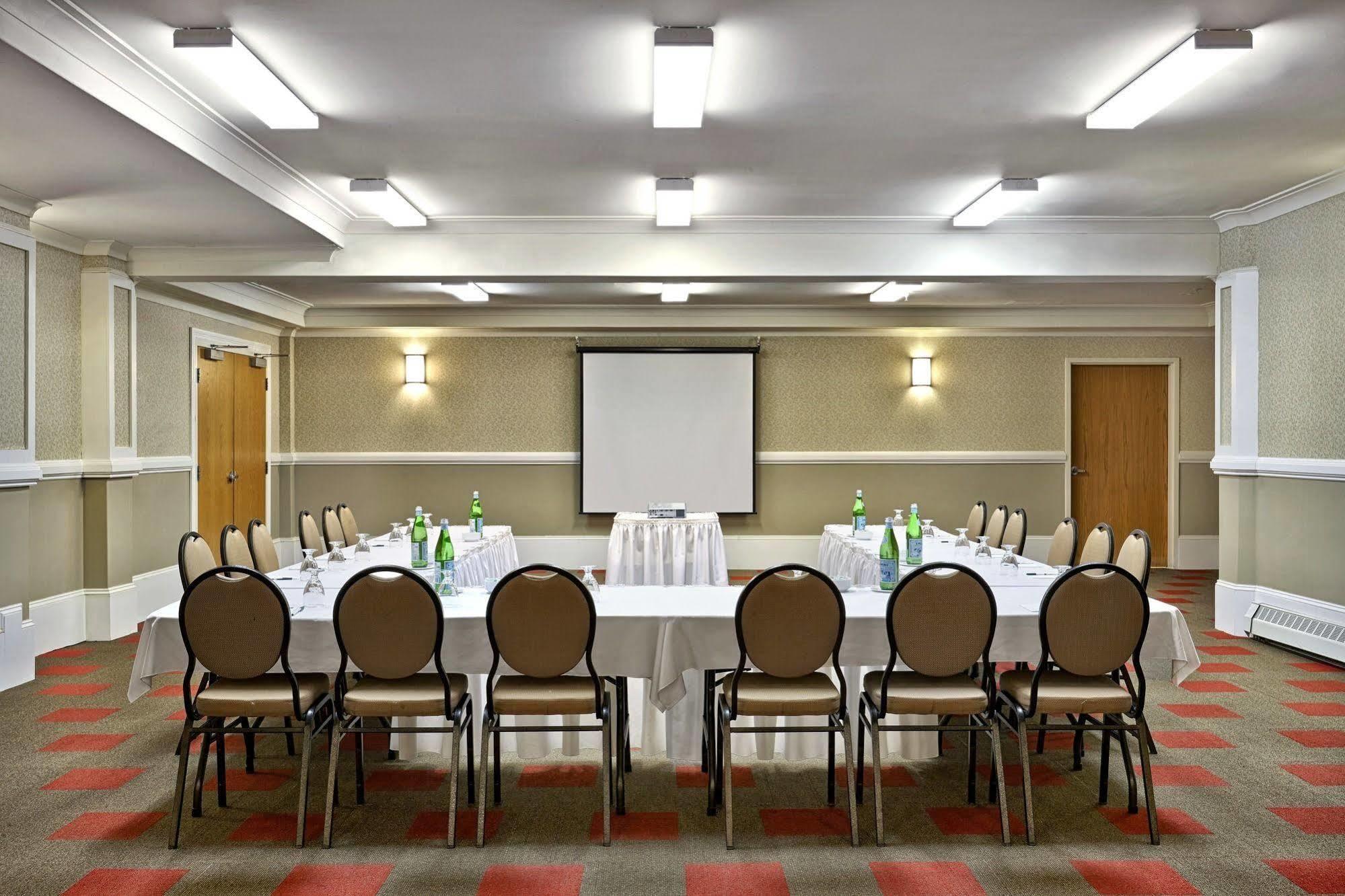 Holiday Inn Express & Suites Halifax - Bedford By Ihg Esterno foto