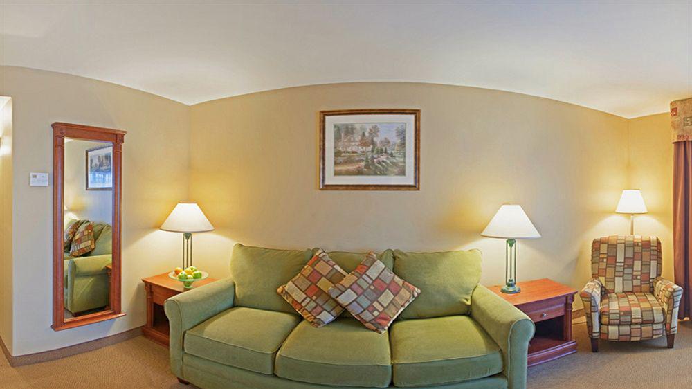 Holiday Inn Express & Suites Halifax - Bedford By Ihg Esterno foto